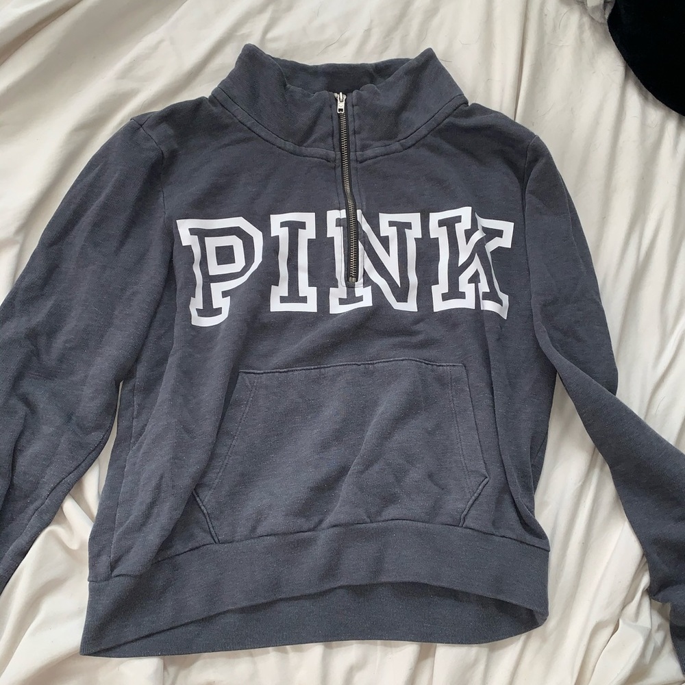 gray vs pink quarter zip